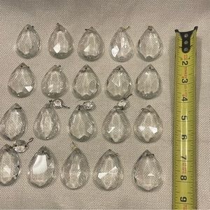 Faux crystals 20 piece. Chandelier style.